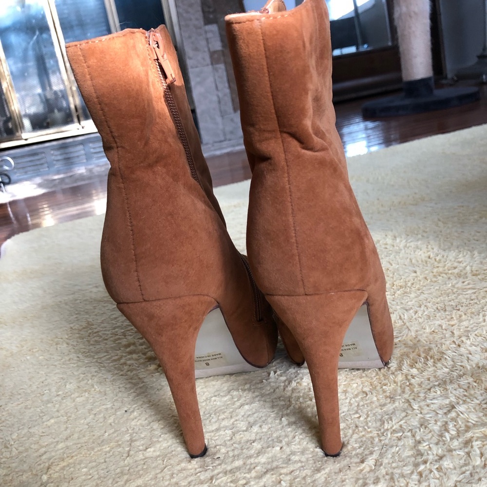 Brown Suede Studded  Platform Ankle High Heel Boots Size 8 - Picture 15 of 16